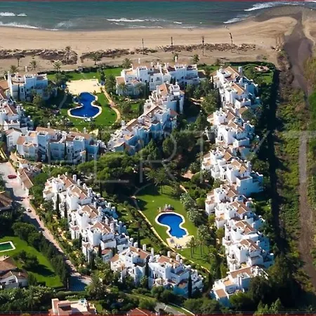 Frontline Ground Floor - Monteros Palm Apartment